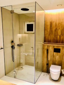 Frameless Shower Glass Partition