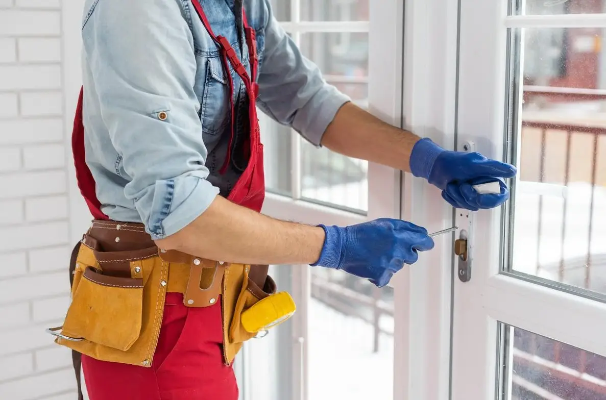Broken Glass Doors or Windows, Get a Quick and Professional Fix from PaimaGlass Near Dubai