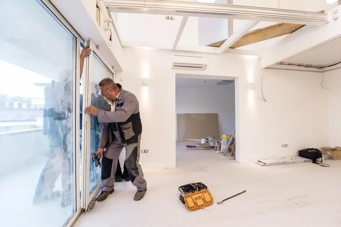 Need Glass Doors & Windows Repaired near Dubai UAE