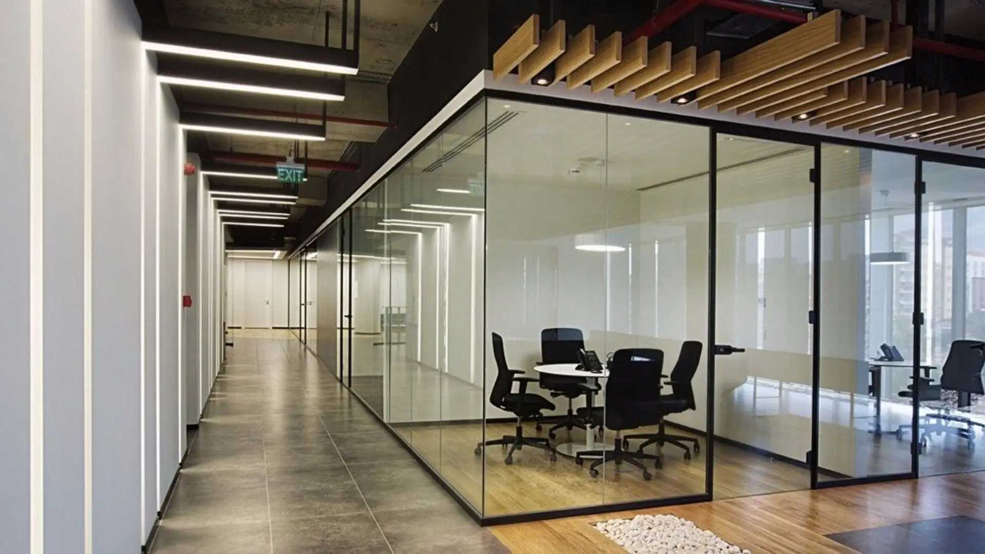 Exploring Creative Uses of Office Glass Partitions